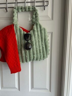 Plush Quilted Tote Bag in Pistachio Green